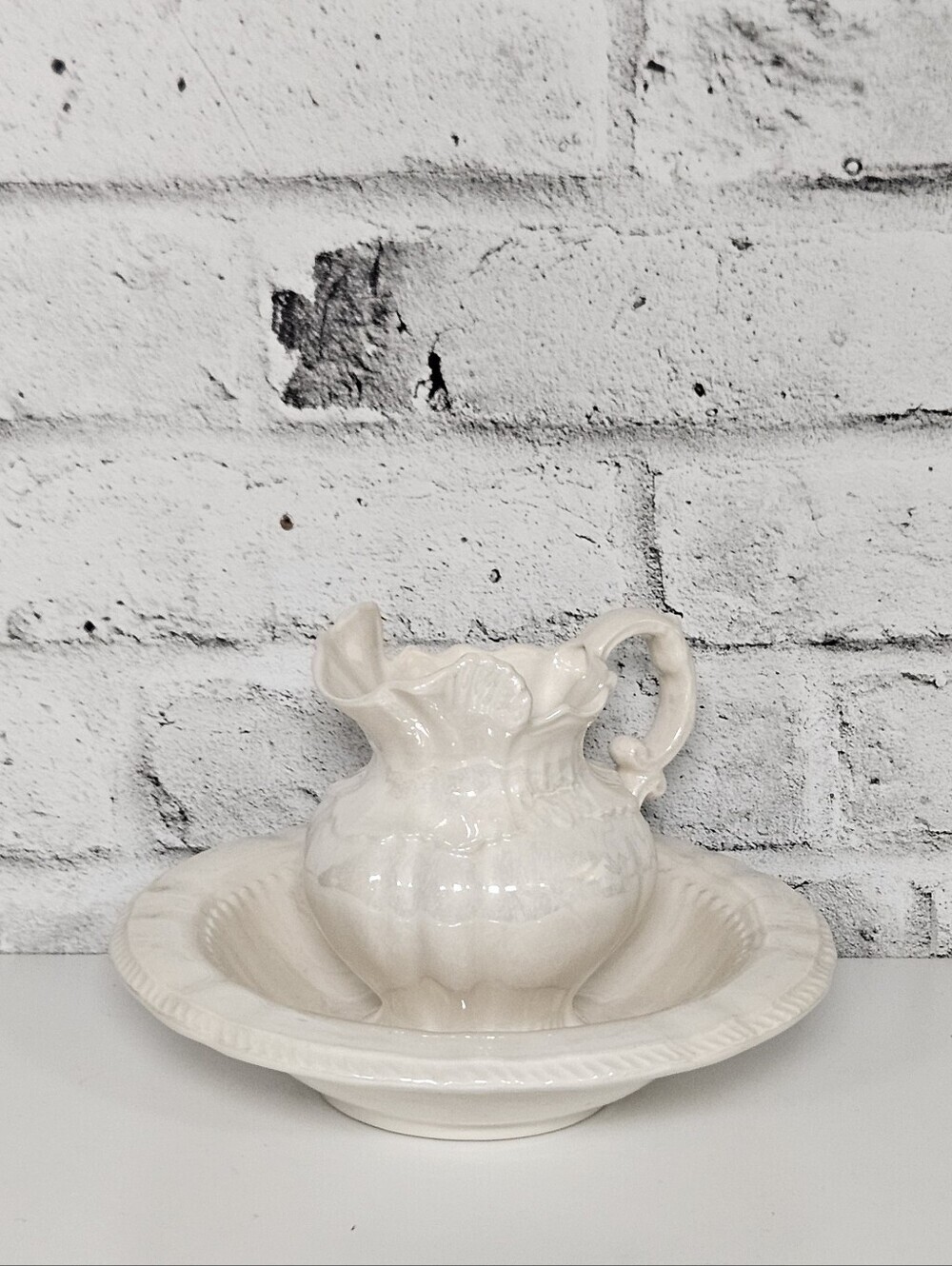 Vintage Ivory Ceramic Wash Basin Pitcher Set Victorian Farmhouse Cottage Decor